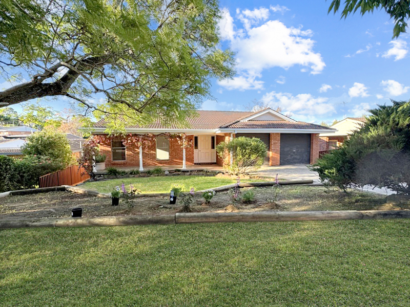 21 Holburn Cres, Kings Langley, NSW 2147
