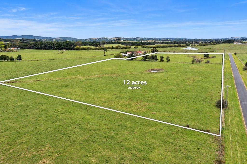 360 Wildwood Rd, Whittlesea, VIC 3757
