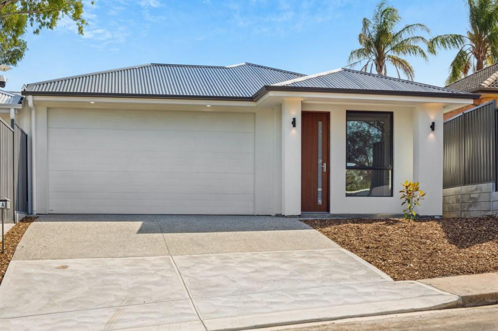 1a Madeira Dr, Morphett Vale, SA 5162