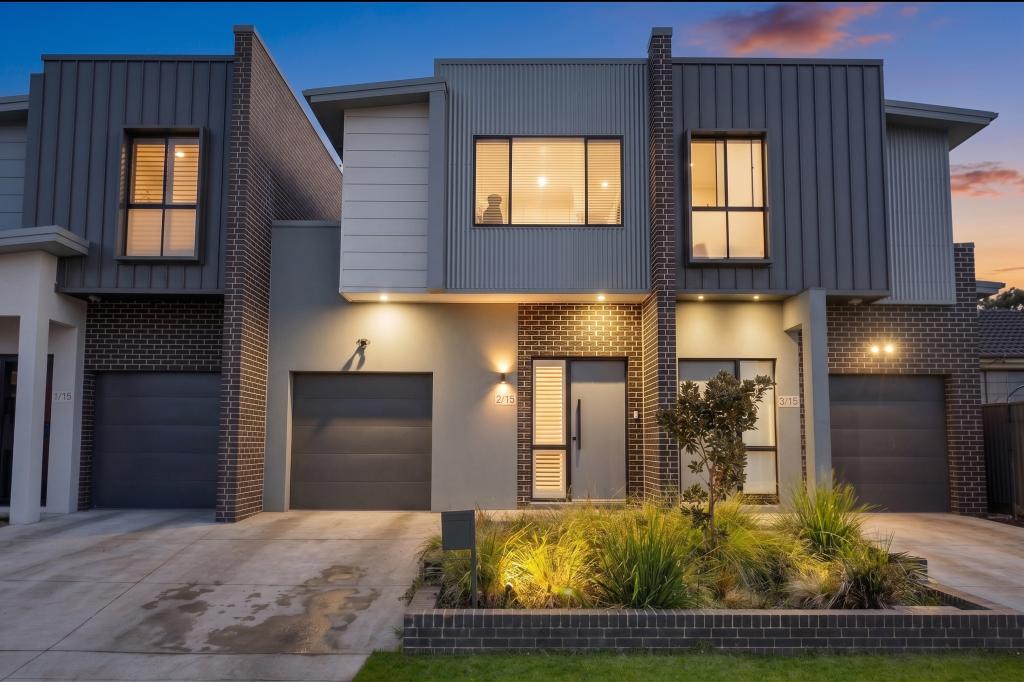 2/15 Bungulla St, Sadleir, NSW 2168