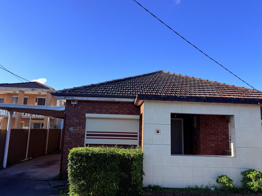 15 CABRAMATTA RD, CABRAMATTA, NSW 2166