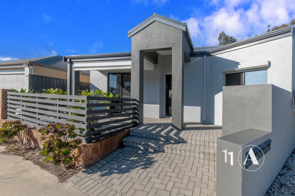 1/11 Yewers Dr, Champion Lakes, WA 6111