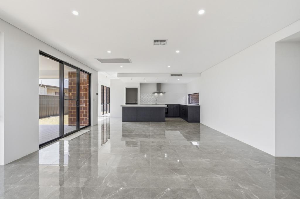 75 Willowdale Prom, Piara Waters, WA 6112