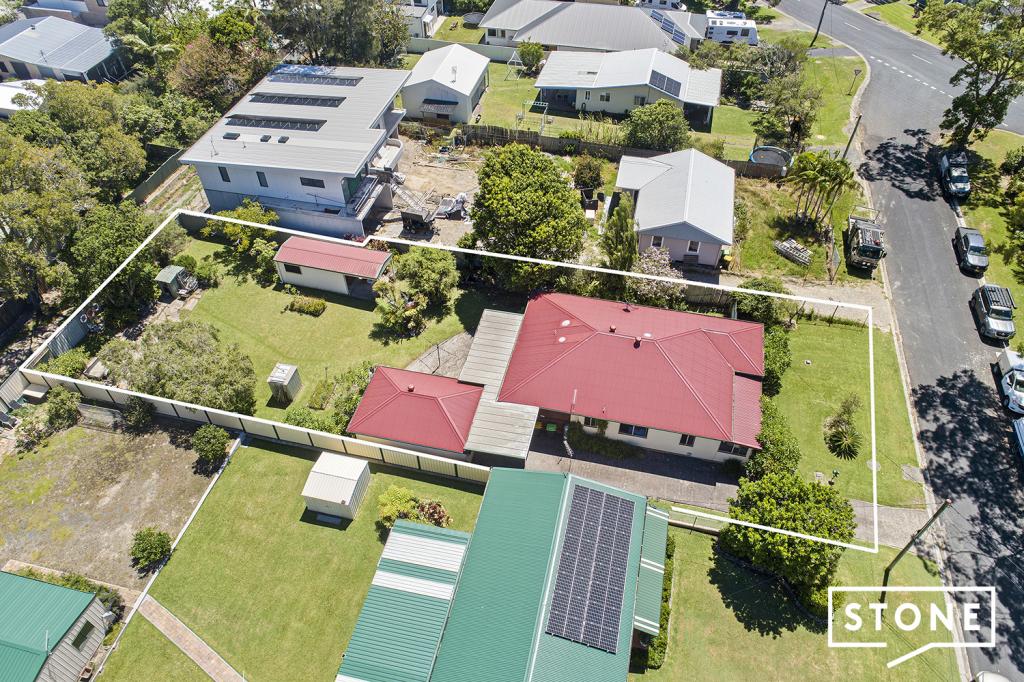 17 NINETEENTH AVE, SAWTELL, NSW 2452