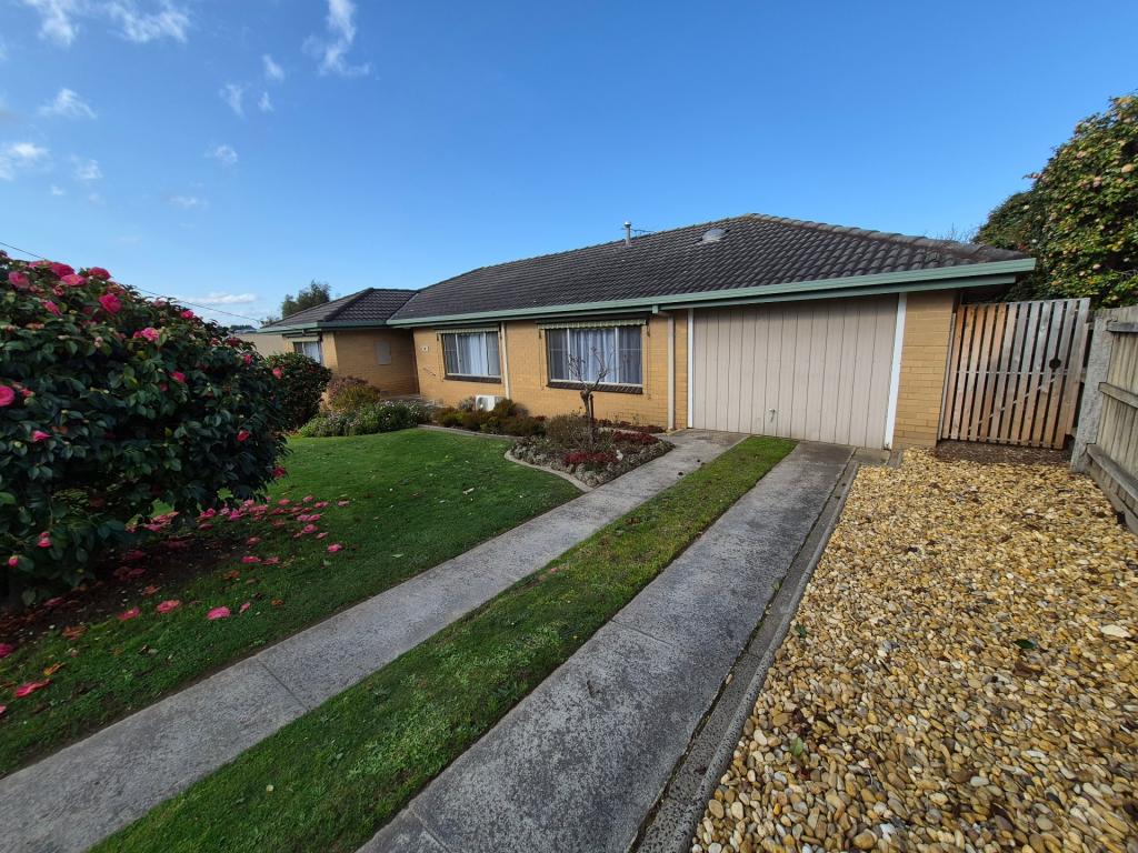 34 Hopetoun Rd, Drouin, VIC 3818