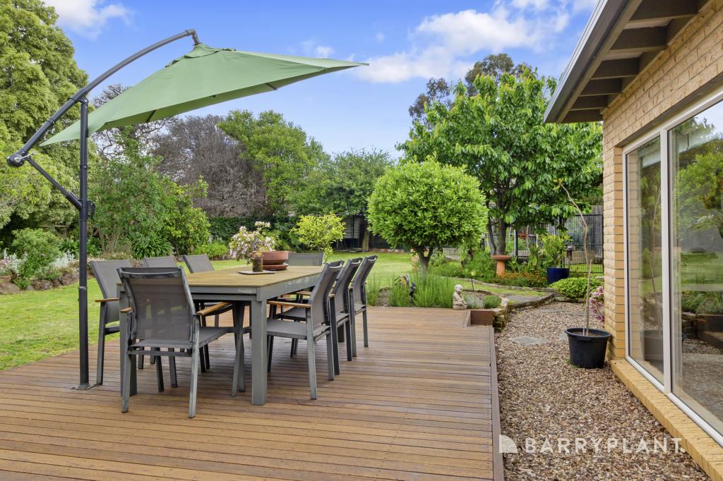 14 Valetta Cres, Knoxfield, VIC 3180