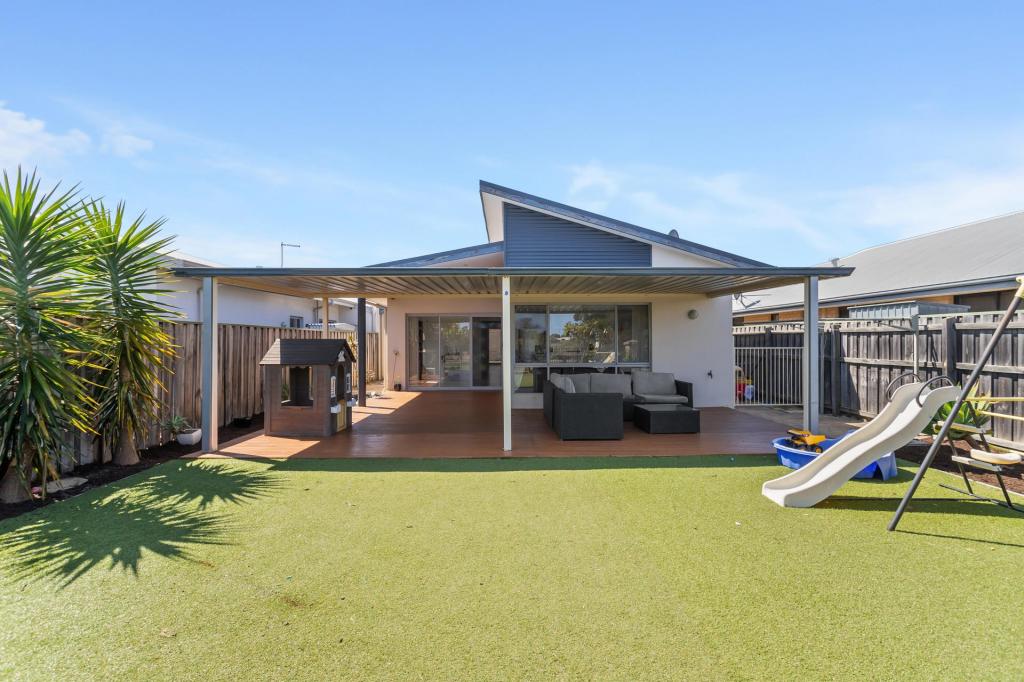 9 Goomally Turn, Ellenbrook, WA 6069