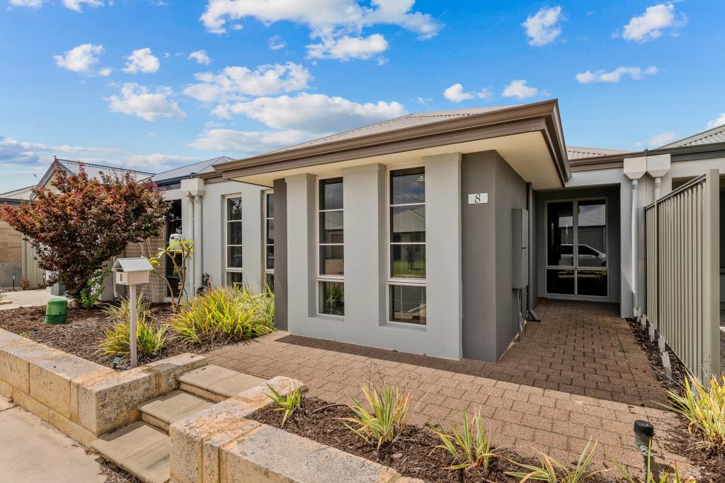 8 Wolfson Way, Piara Waters, WA 6112