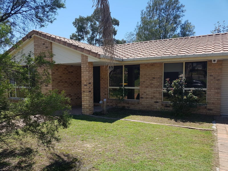 18 Duesbury Cres, Edens Landing, QLD 4207
