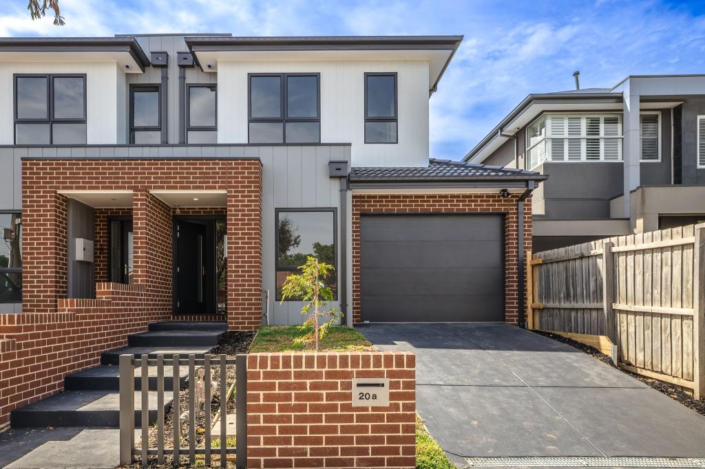 20A CLEMENTS ST, BENTLEIGH EAST, VIC 3165