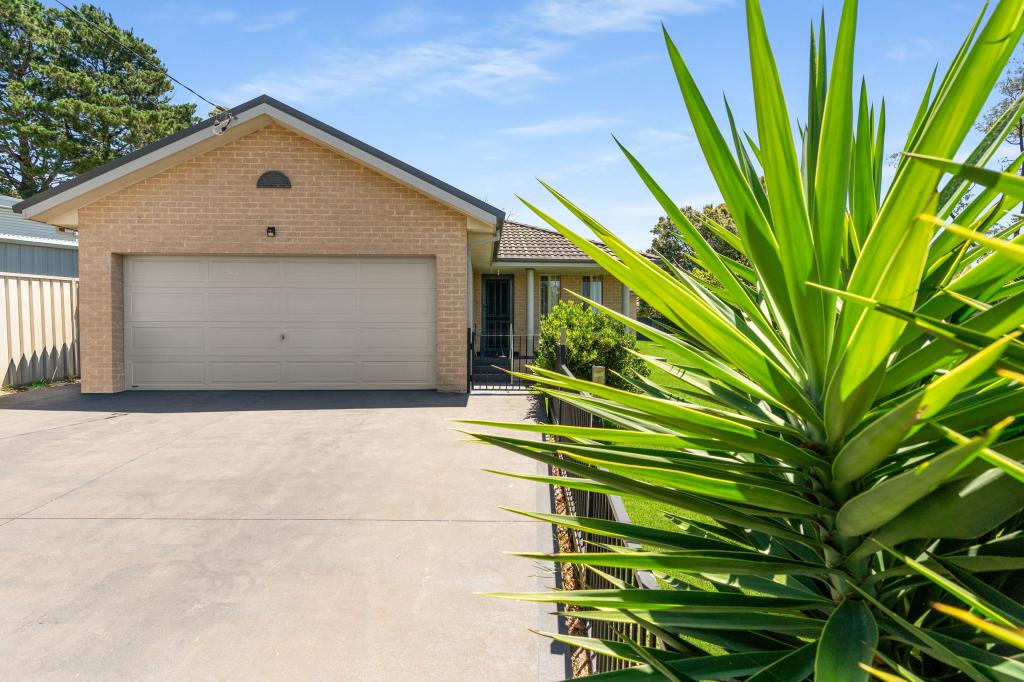 6 Waratah St, Hill Top, NSW 2575