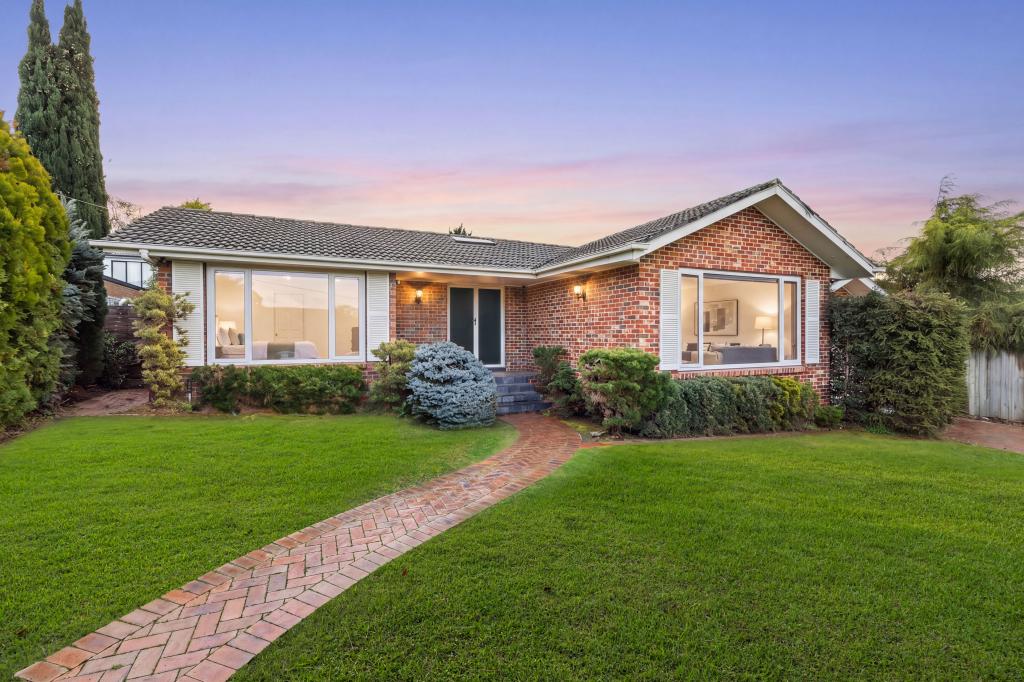 11 Blenheim Ave, Glen Waverley, VIC 3150