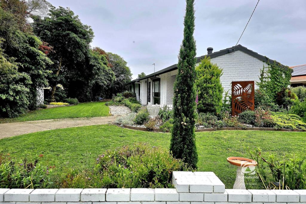 32 Hosie St, Bairnsdale, VIC 3875