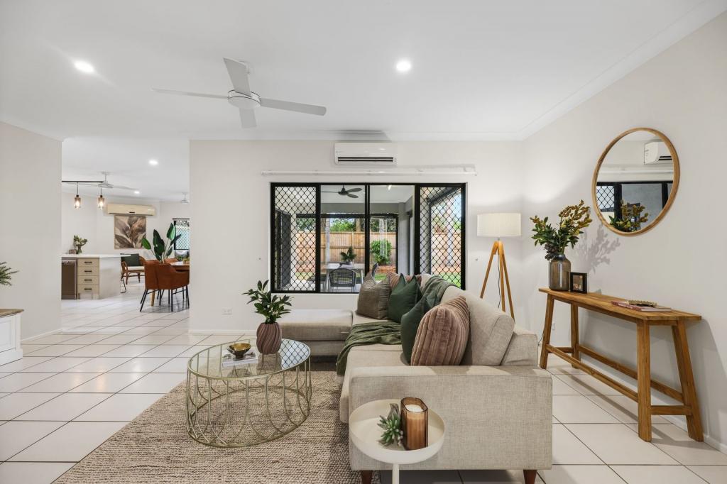 15 Springbrook Ave, Redlynch, QLD 4870