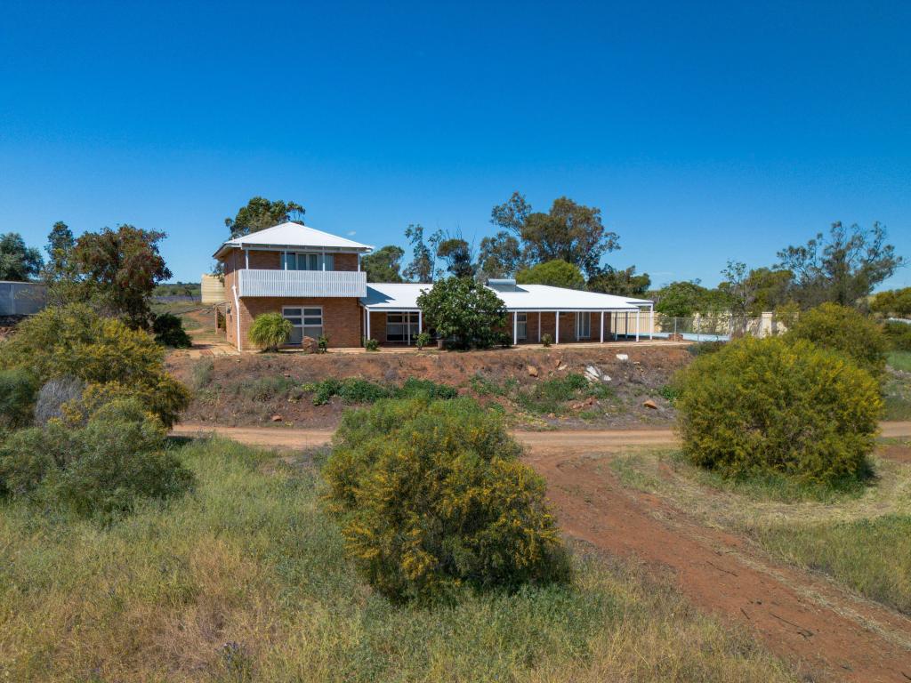 5644 North West Coastal Hwy, Alma, WA 6535
