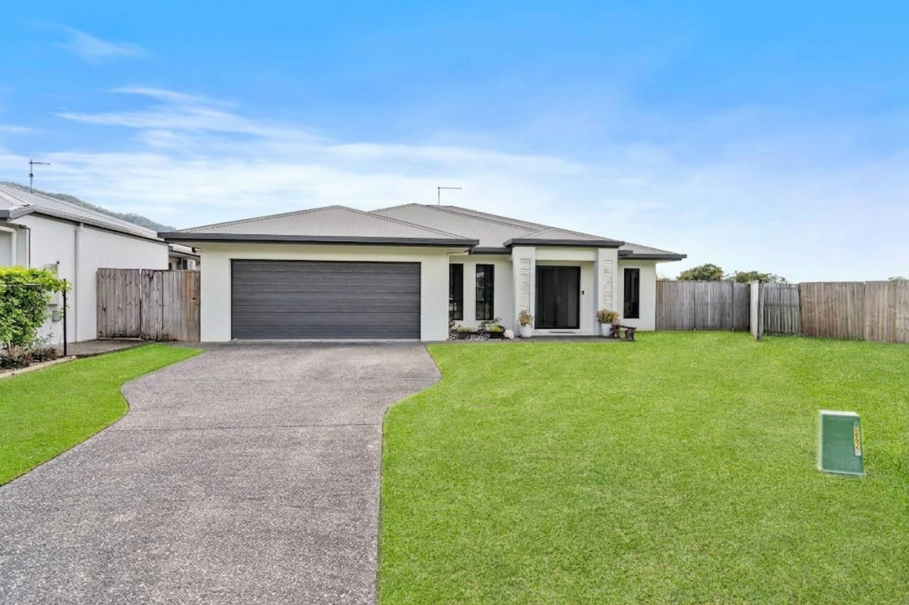 18 Tyenna Cl, Bentley Park, QLD 4869