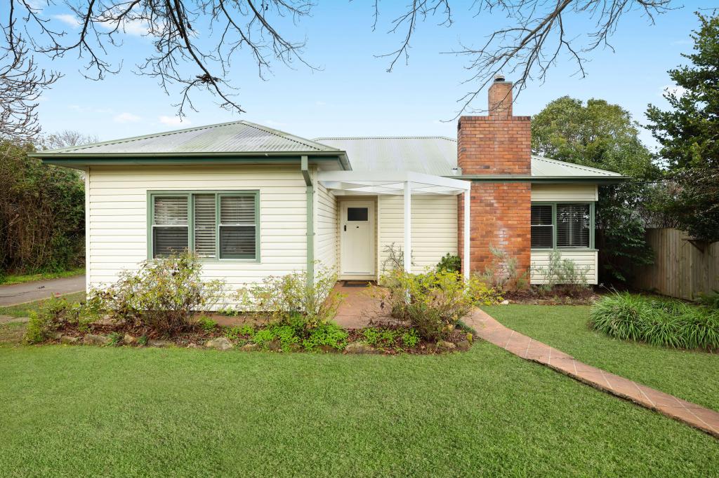 22 Alfred St, Mittagong, NSW 2575