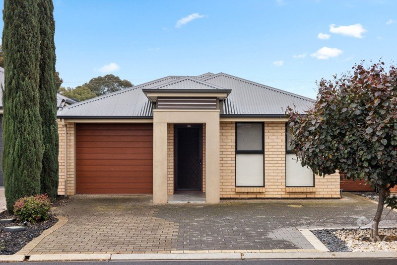 17 Crown Ct, Munno Para West, SA 5115