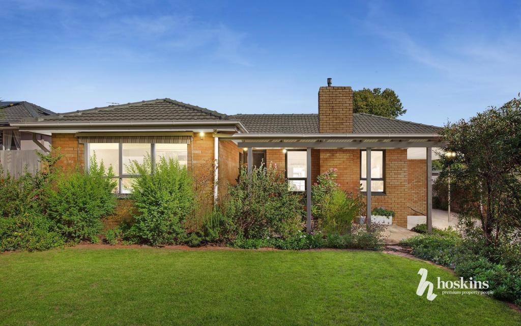 9 Dennis Ct, Mooroolbark, VIC 3138