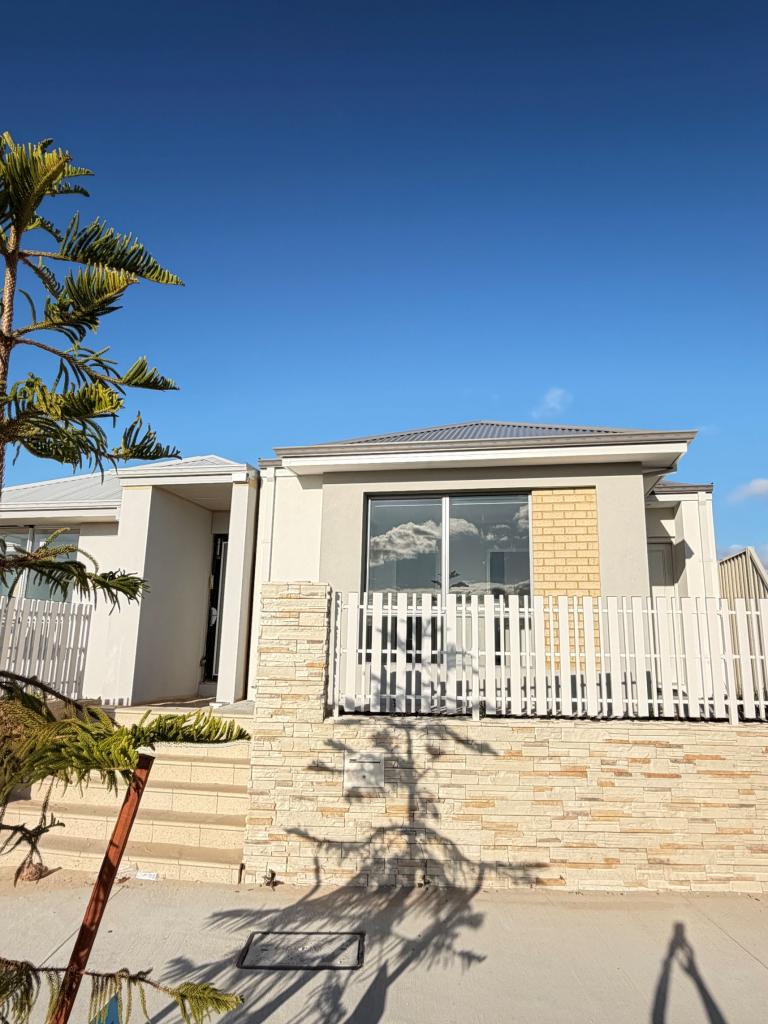202b Marillana Dr, Golden Bay, WA 6174