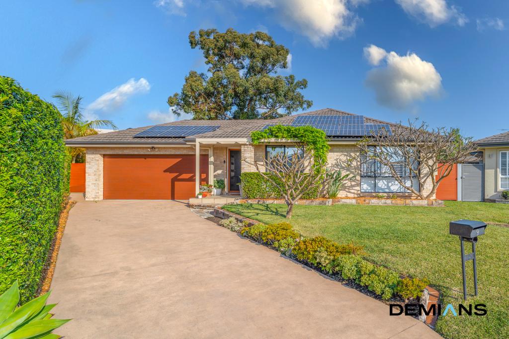 9 Mckinnon Cl, Holsworthy, NSW 2173