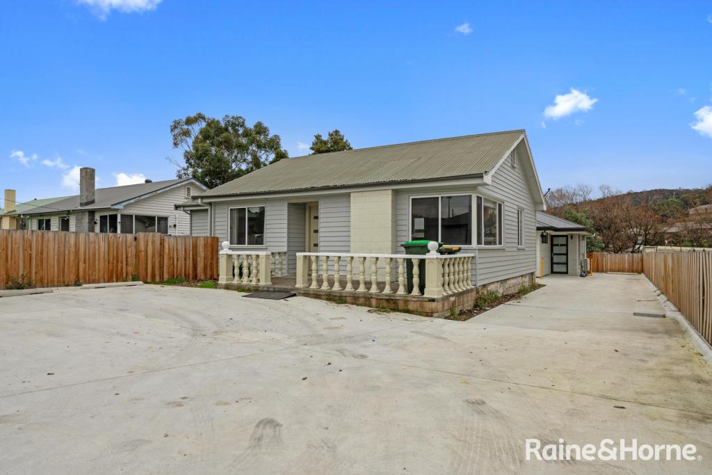 1/14 Erebus St, Warrane, TAS 7018