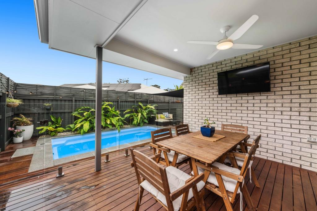 39 Bayswood Cct, Redland Bay, QLD 4165