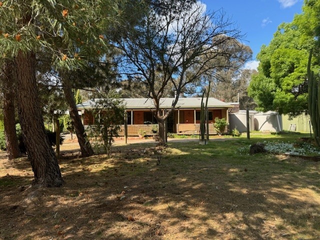 26 Gregsons Road, Wedderburn, VIC 3518