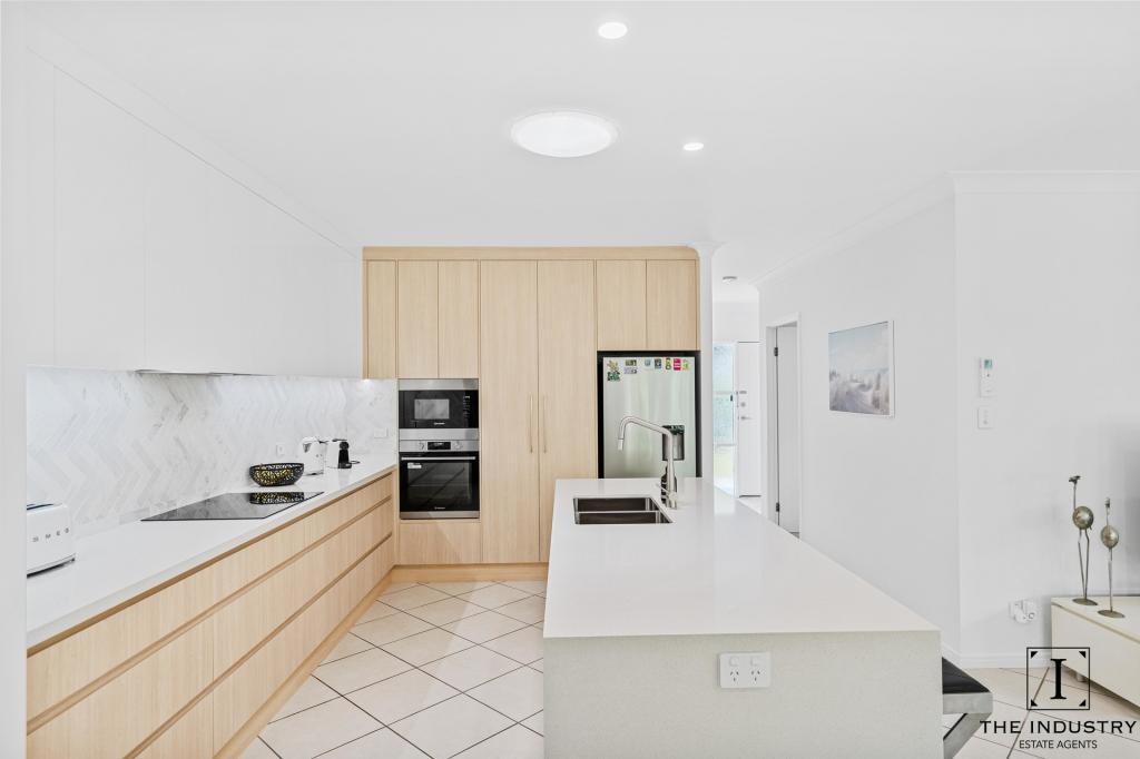 15 Tribulation Cl, Kewarra Beach, QLD 4879