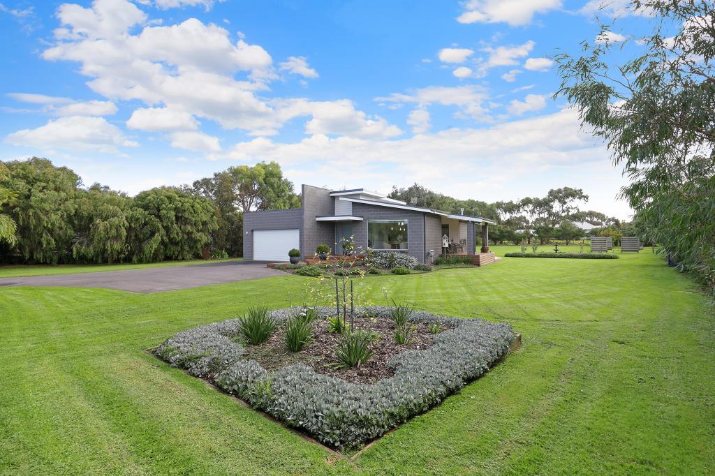 148 Model Lane, Port Fairy, VIC 3284