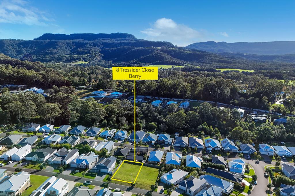8 TRESSIDER CL, BERRY, NSW 2535