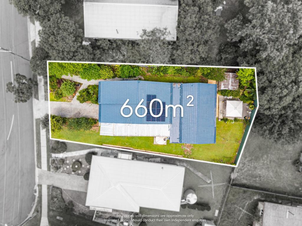 26 Lowanna St, Kenmore, QLD 4069