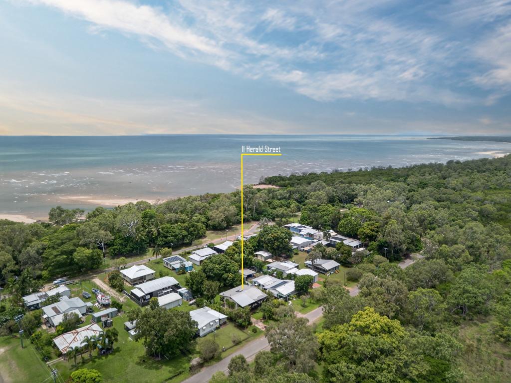 11 Herald St, Toomulla, QLD 4816