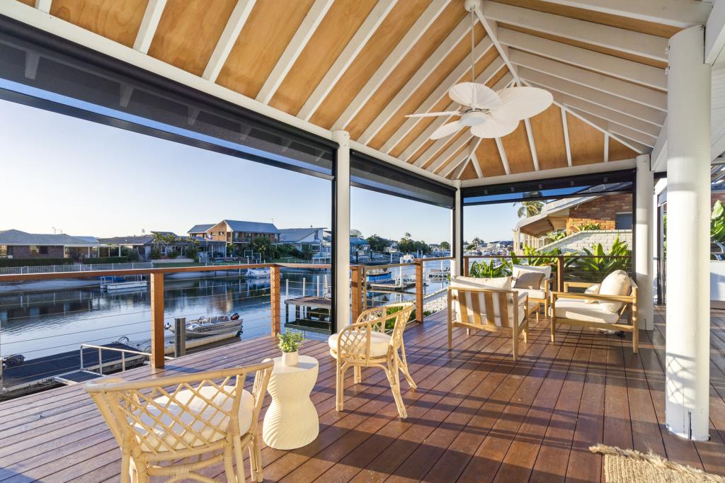 98 Oxley Dr, Paradise Point, QLD 4216