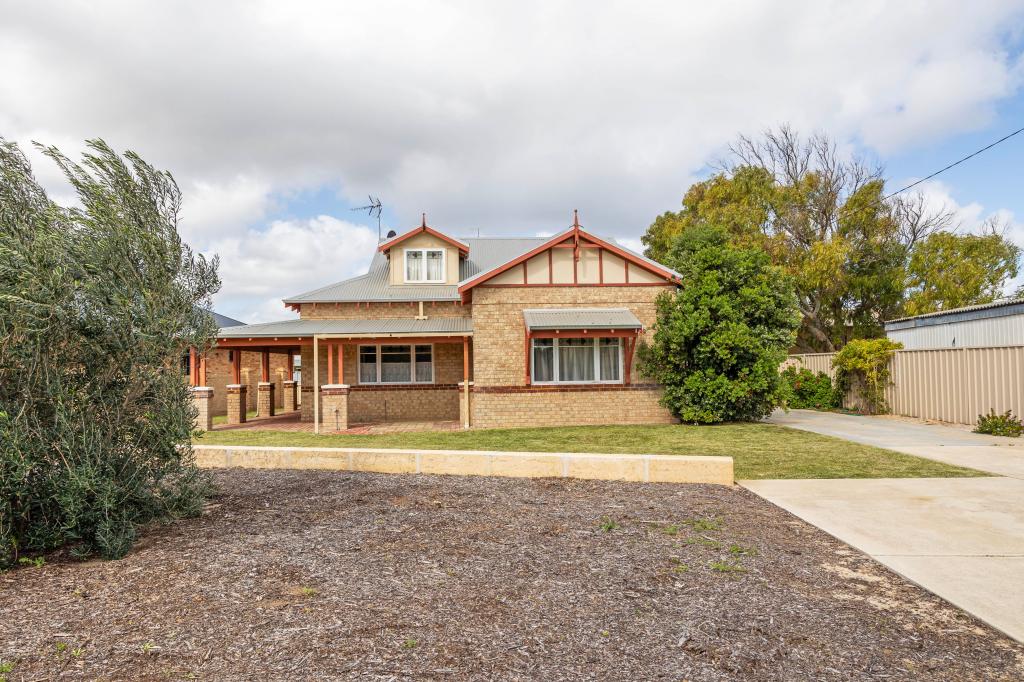 4 Whitburn Pl, Jurien Bay, WA 6516
