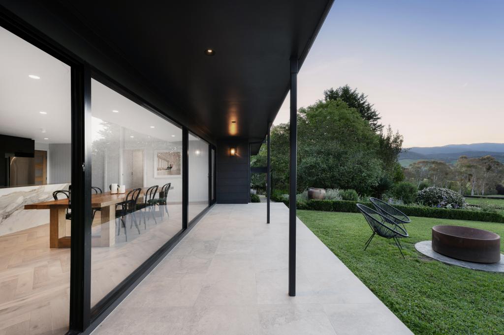 407 Mullagong Rd, Upper Gundowring, VIC 3691