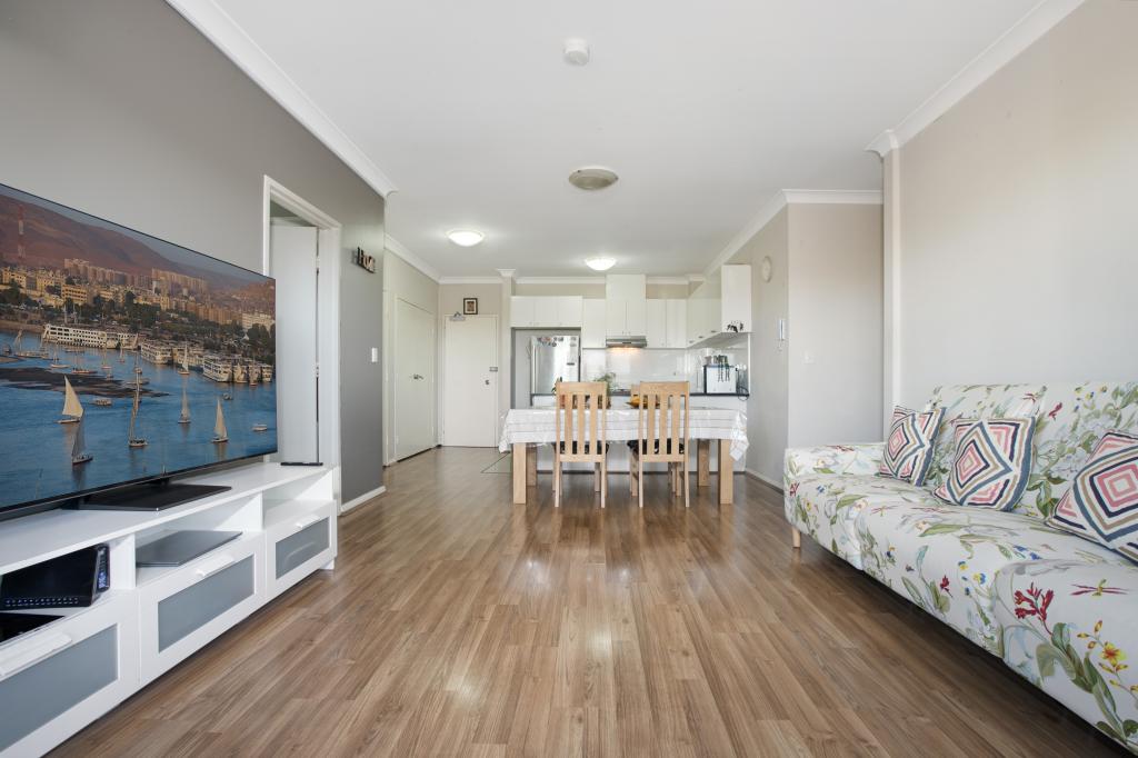 232b/1-7 Hawkesbury Rd, Westmead, NSW 2145