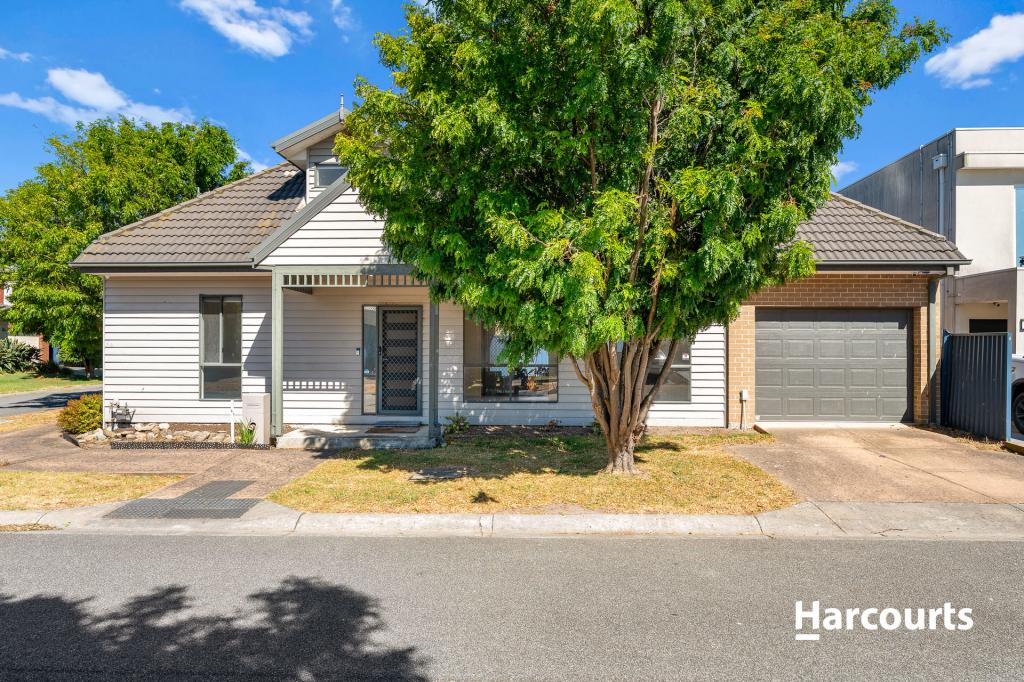 4 PENDULA PL, PAKENHAM, VIC 3810