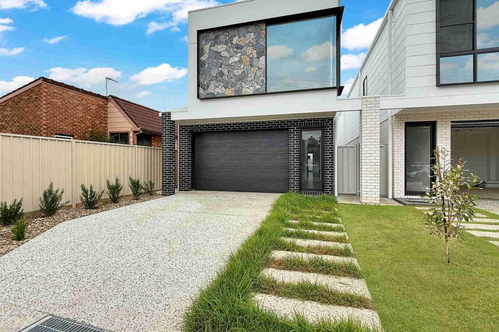 16b Greenacre Rd, Wollongong, NSW 2500