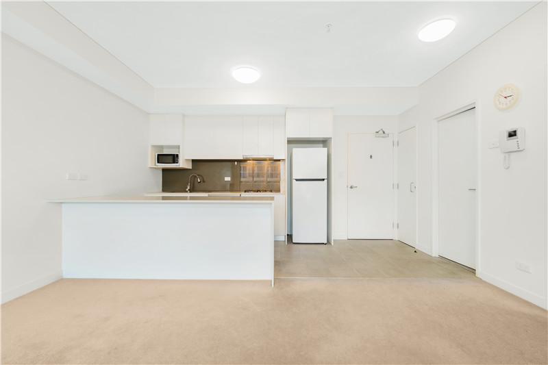 709/135-137 Pacific Hwy, Hornsby, NSW 2077