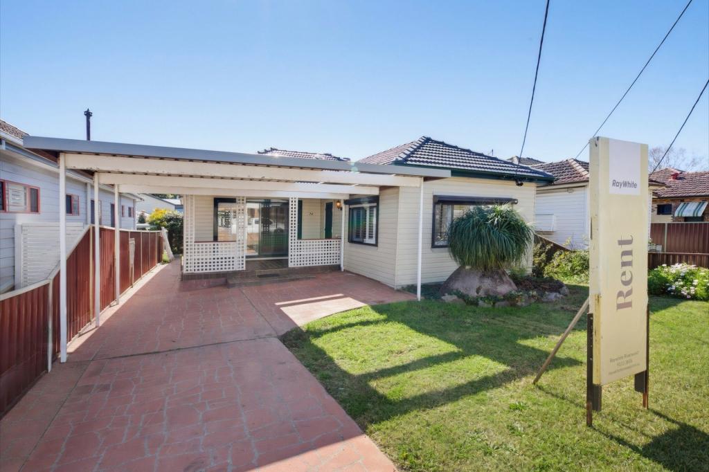 74 Hannans Rd, Riverwood, NSW 2210