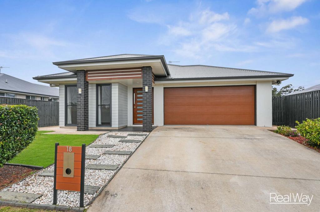 18 Rigby Ave, Highfields, QLD 4352