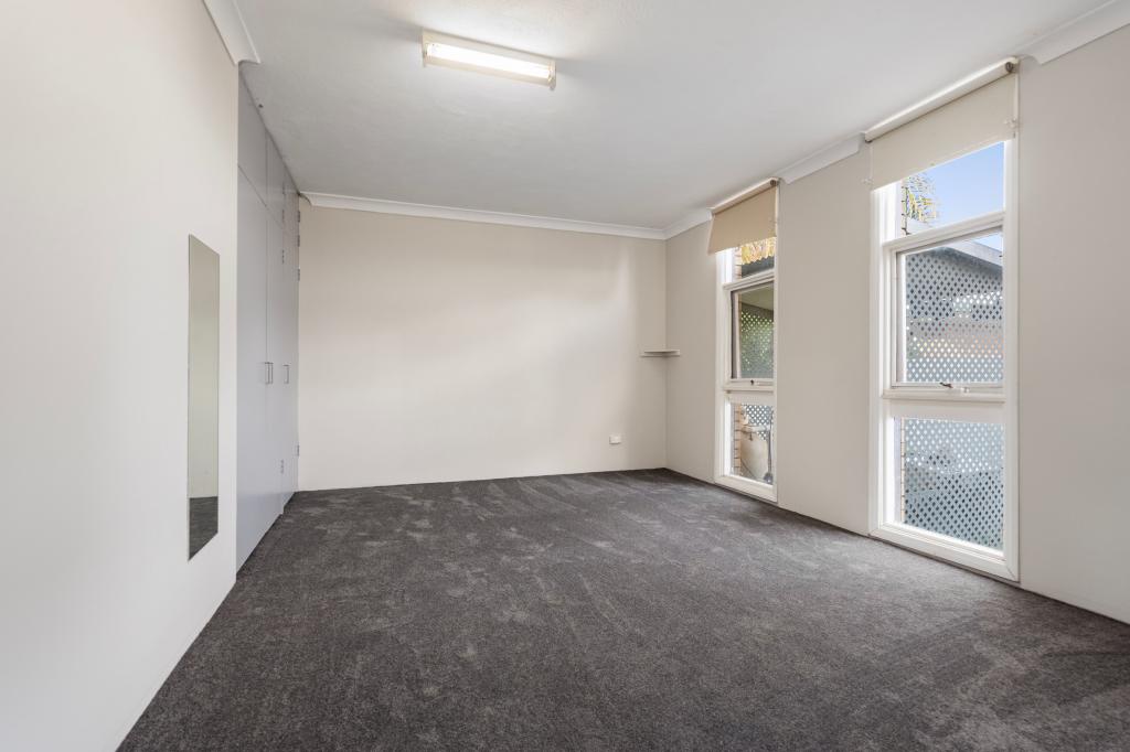 358 Eden St, Lavington, NSW 2641