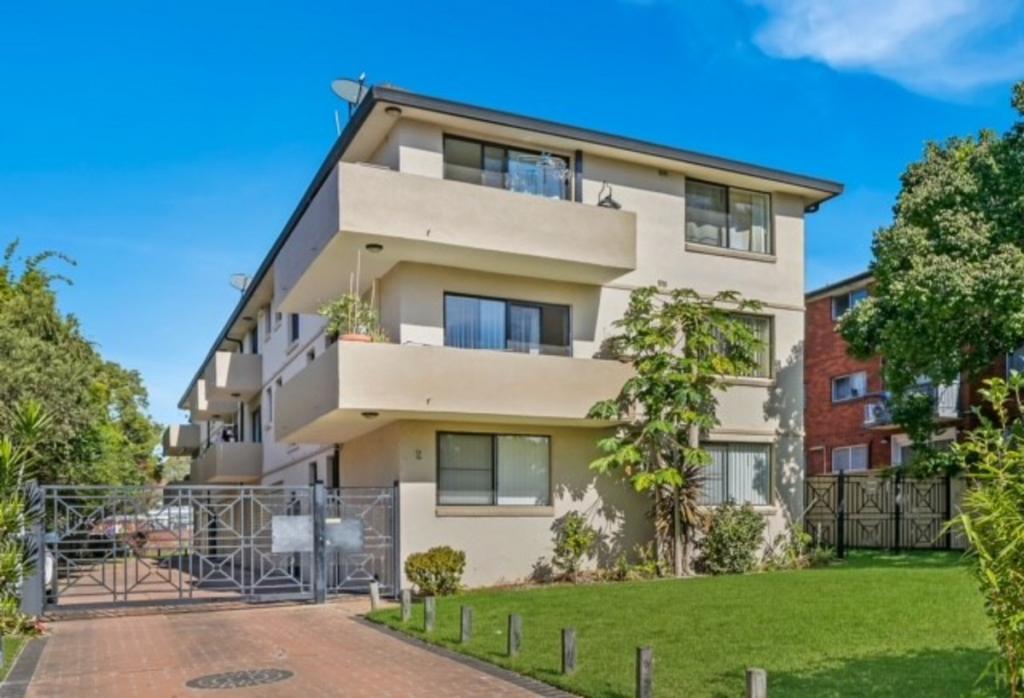 8/2 Calliope St, Guildford, NSW 2161