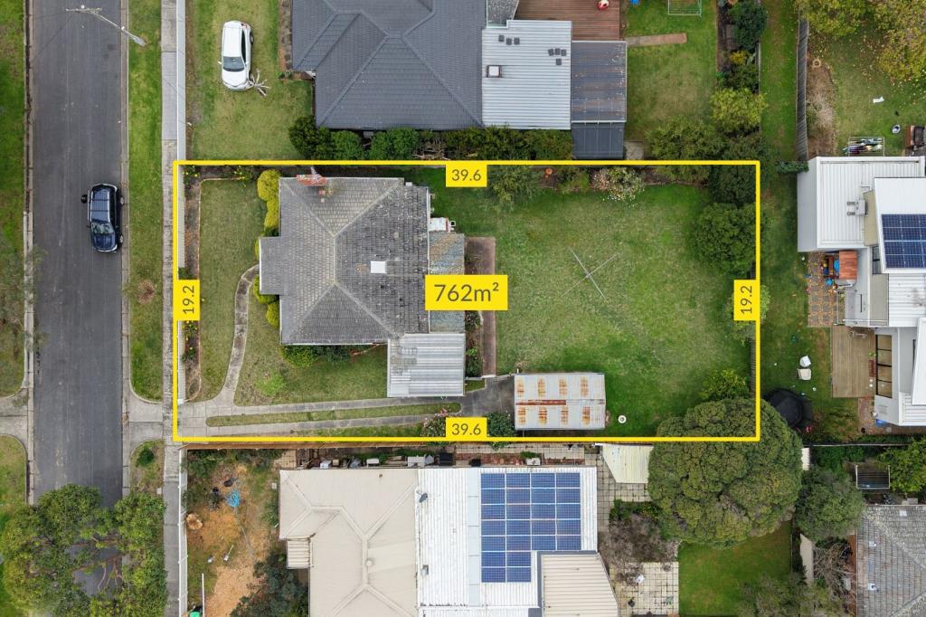 30 Swanpool Ave, Chelsea, VIC 3196