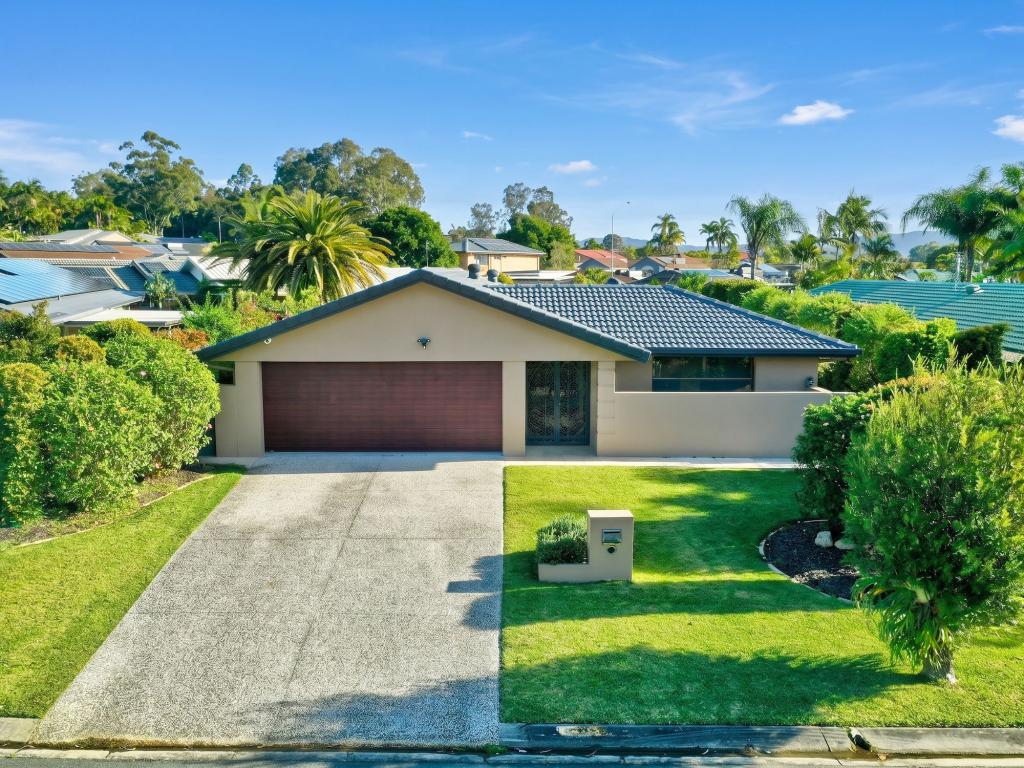 4 Ben Buckler Ct, Robina, QLD 4226