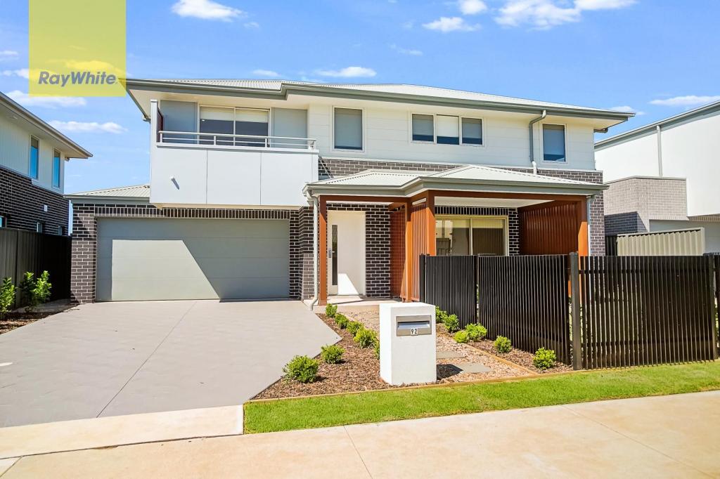 92 PEARTREE CCT, WERRINGTON, NSW 2747