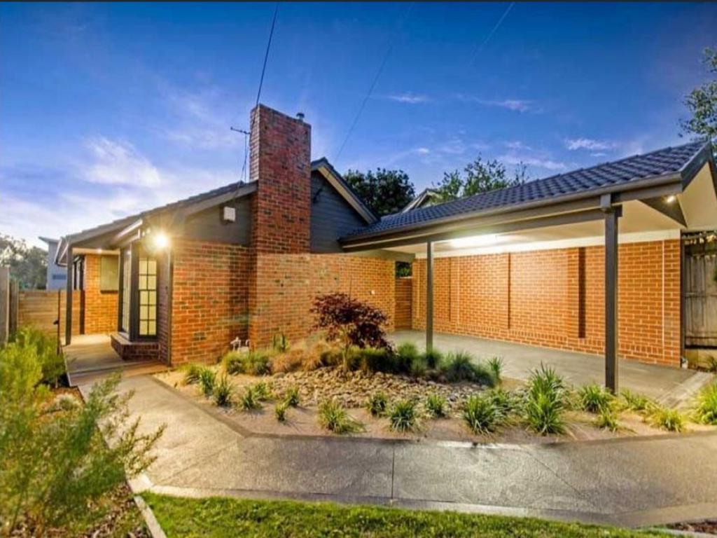 82 Sycamore Rd, Frankston South, VIC 3199