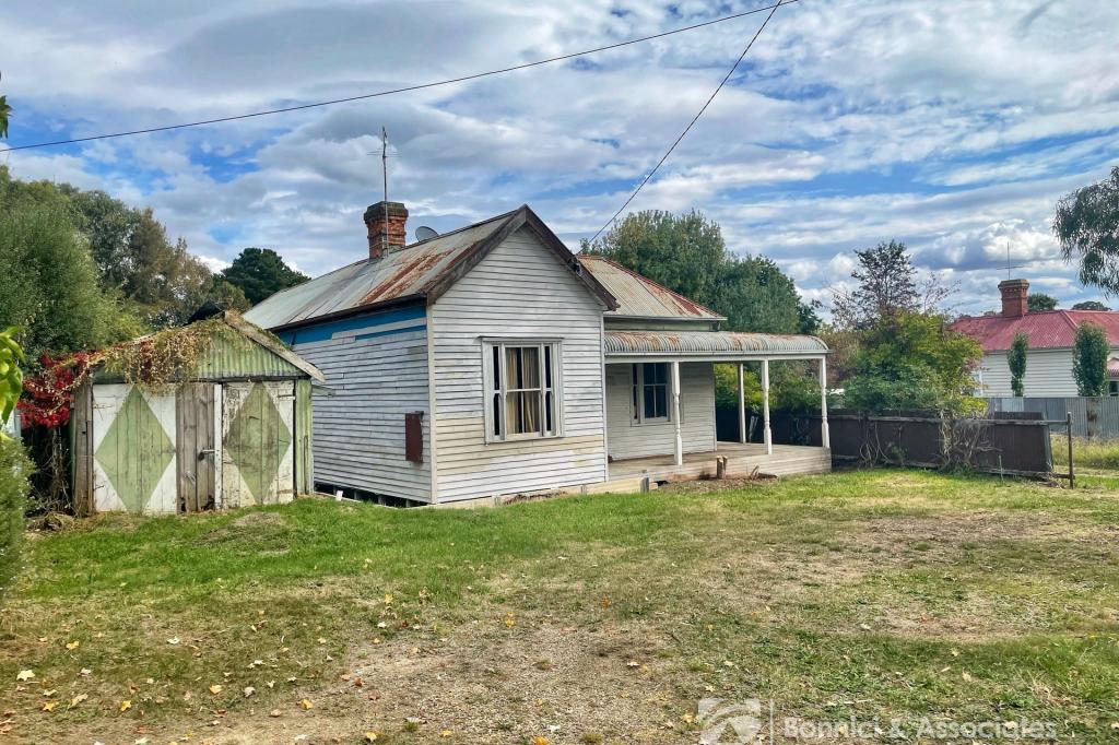 22 Mellish St, Beechworth, VIC 3747