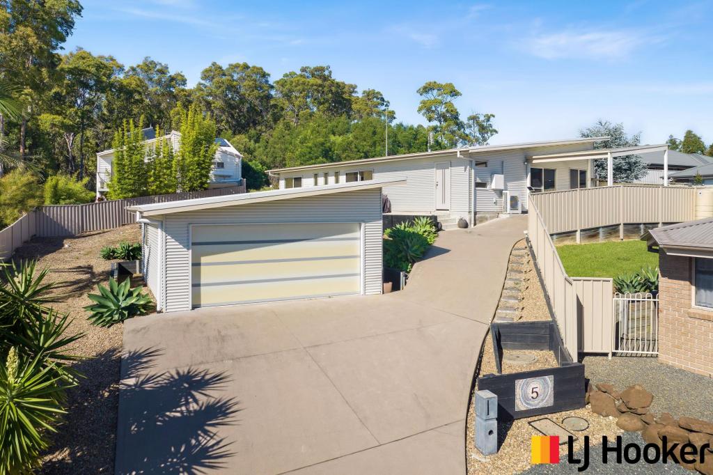 5 SEABREEZE LANE, MALUA BAY, NSW 2536